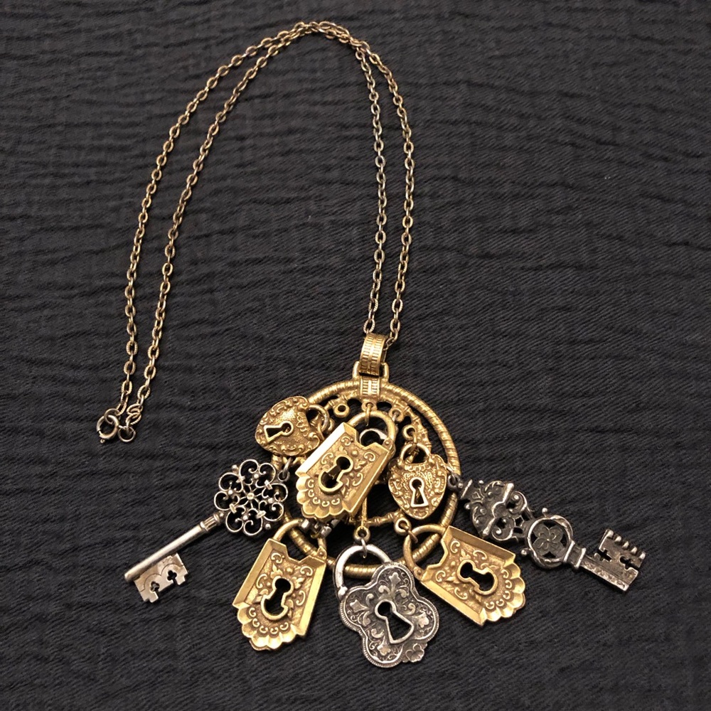 Large Vintage Keys Pendant Necklace